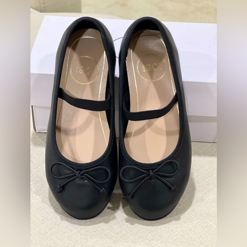 NEW girl shoes